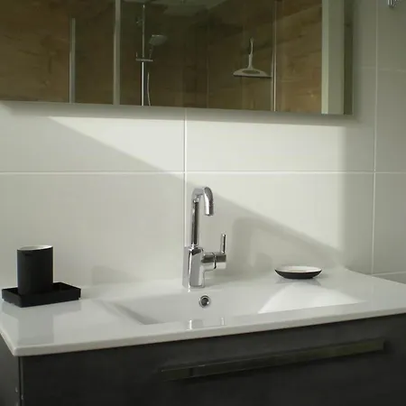 71 Op Recreatiepark De Wielen بيت للعطل