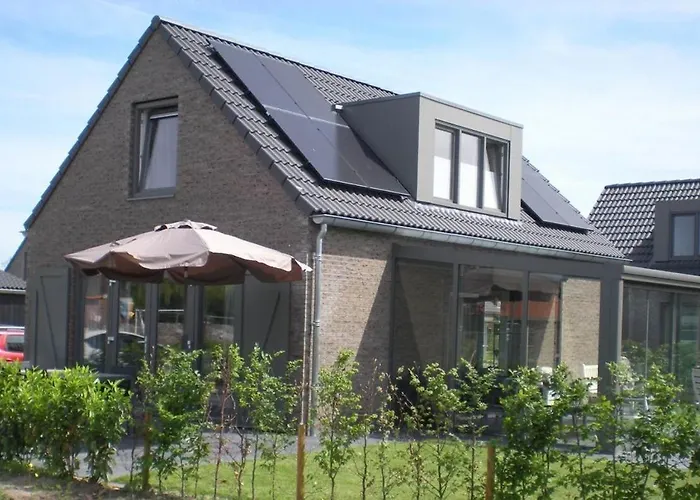 Vakantiehuis 71 Op Recreatiepark De Wielen